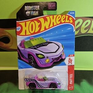 HotWheels Monster High Purple Convertible